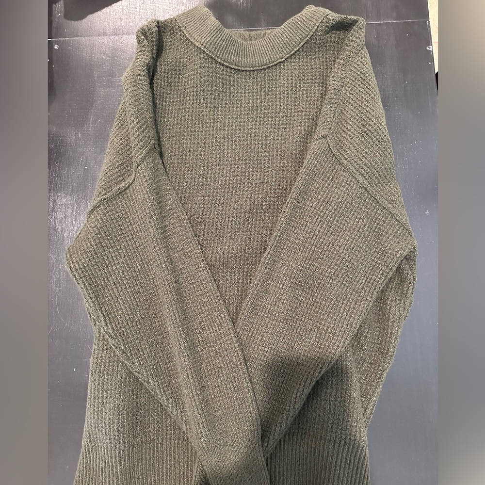 Aerie Sweater NWT